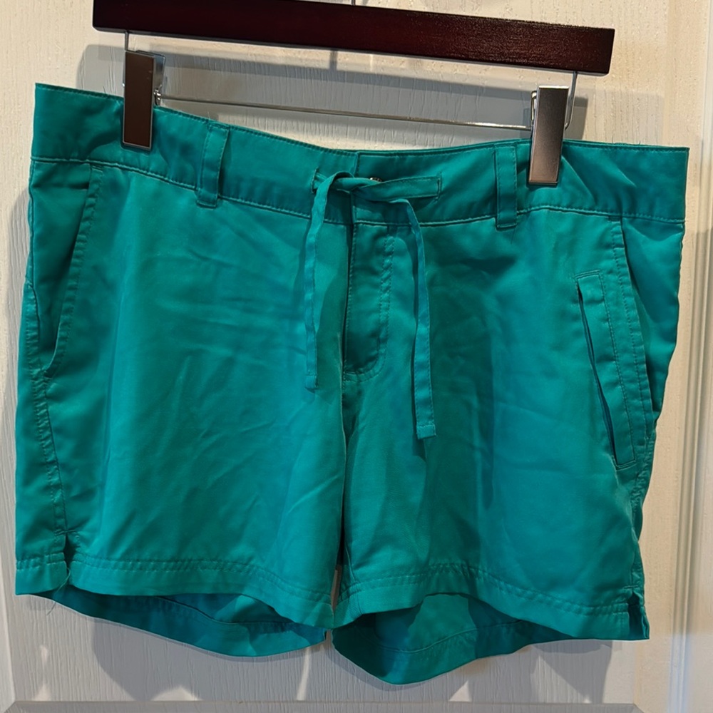 Magellan Outdoors Blue Cargo Shorts with Relaxed Fit